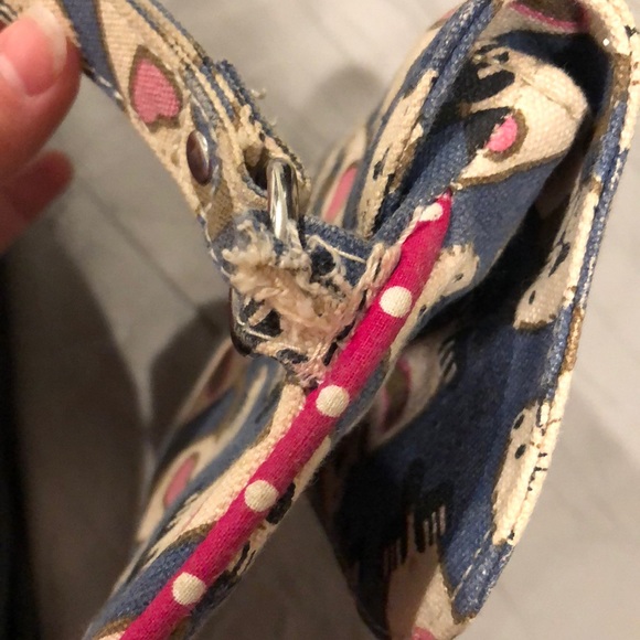 Cute Otter Wristlet - Picture 4 of 4